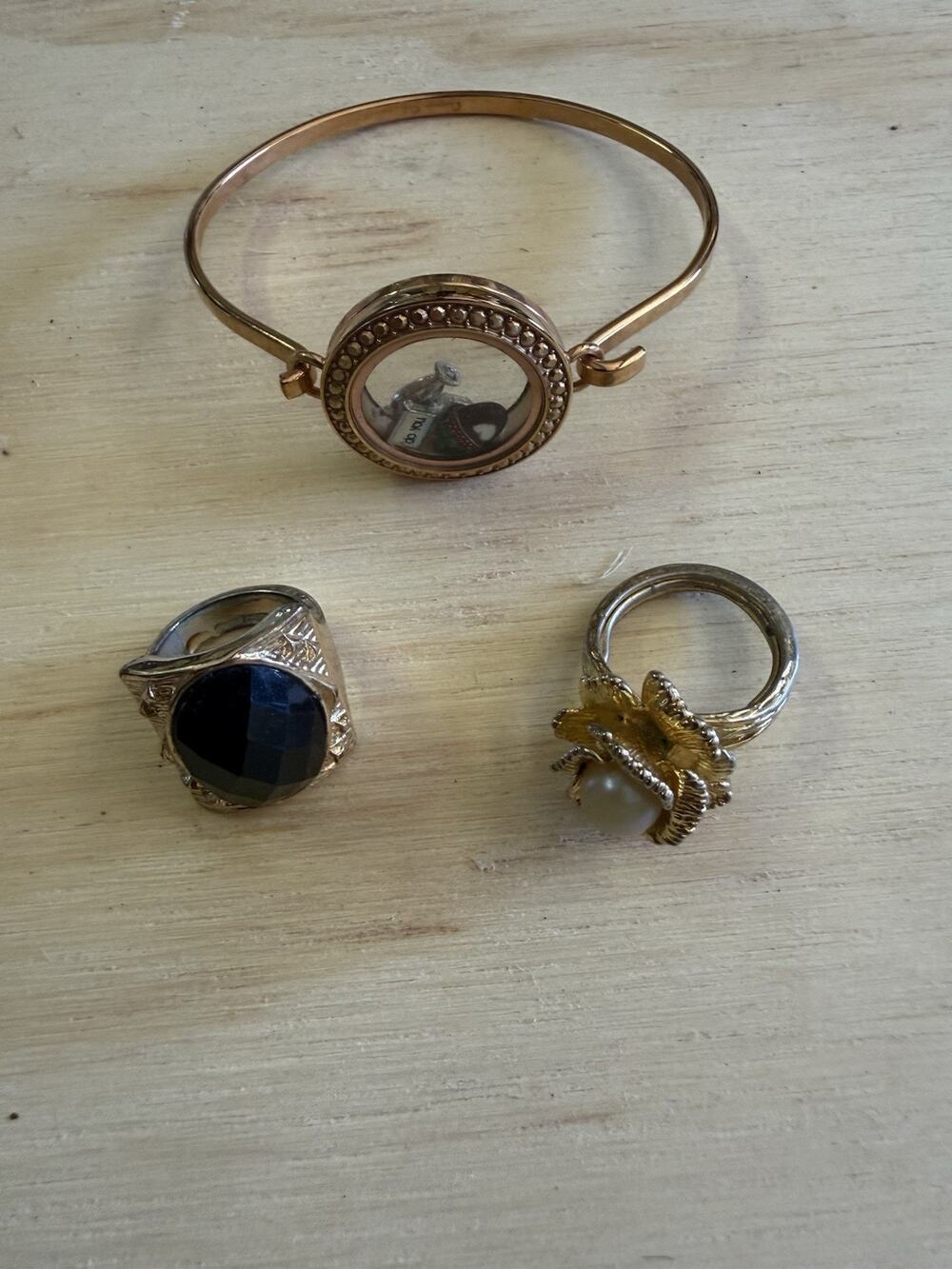 Fashion Jewelry Lot Two Rings And Bracelet Gold Tone